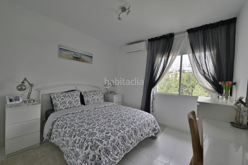 Foto 2ad87c64-3c7f-4eaa-b536-a6a5c2680261. Apartament amb aparcament piscina a Calahonda Mijas
