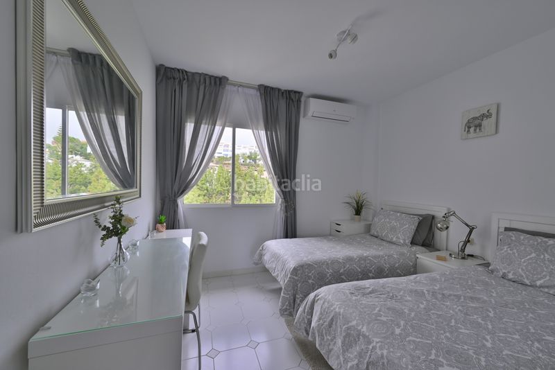 Foto ac21efd8-721e-4296-91c5-54d806d15d34. Apartament amb aparcament piscina a Calahonda Mijas