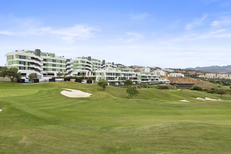 Foto e981d7d2-de71-4752-af70-0754fd21d05d. Planta baixa amb aparcament piscina a Riviera del Sol Mijas