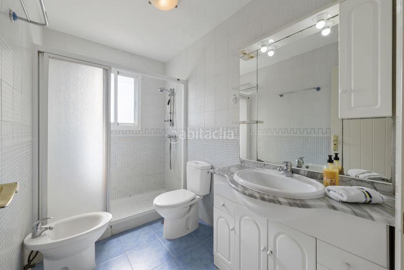 Foto 4362f44e-9226-4358-a2b6-bc1a5e1d7fe4. Planta baixa amb aparcament piscina a Calahonda Mijas