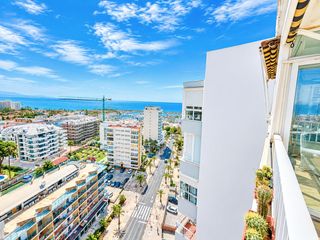 Apartament a Puerto Marina. Impresionante apartamento de 1 dormitorio de 13 plantas por puer