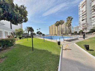 Apartament a Puerto Marina. Impresionante apartamento de 13 plantas con acceso directo a la