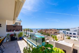 Apartament a La Cala Mijas. Apartamento de 3 dormitorios ubicado a pocos minutos del centro