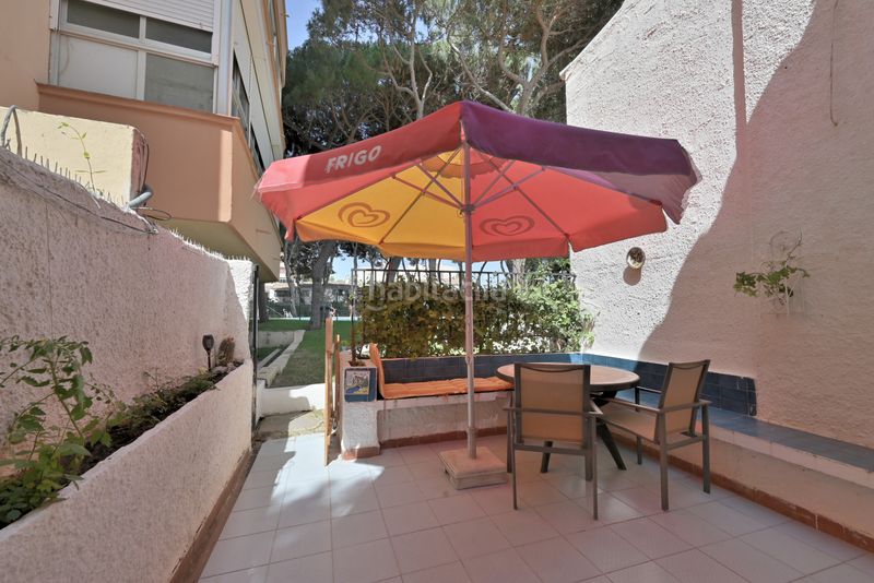 Foto dfe2c270-d11d-4c85-a912-97e942da5fc2. Casa adossada amb aparcament piscina a Calahonda Mijas