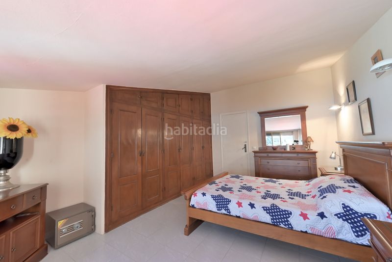Foto e4f54d9c-1703-4ba7-a308-adc1a76985b3. Casa adossada amb aparcament piscina a Calahonda Mijas