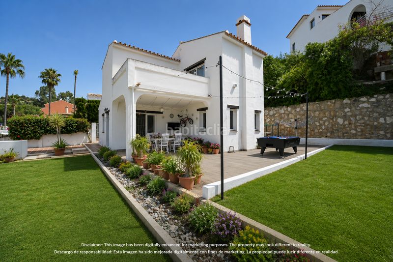 Foto 43018318-e943-47ed-9e66-aa50a01a1fcc. Casa amb aparcament piscina a Calahonda Mijas