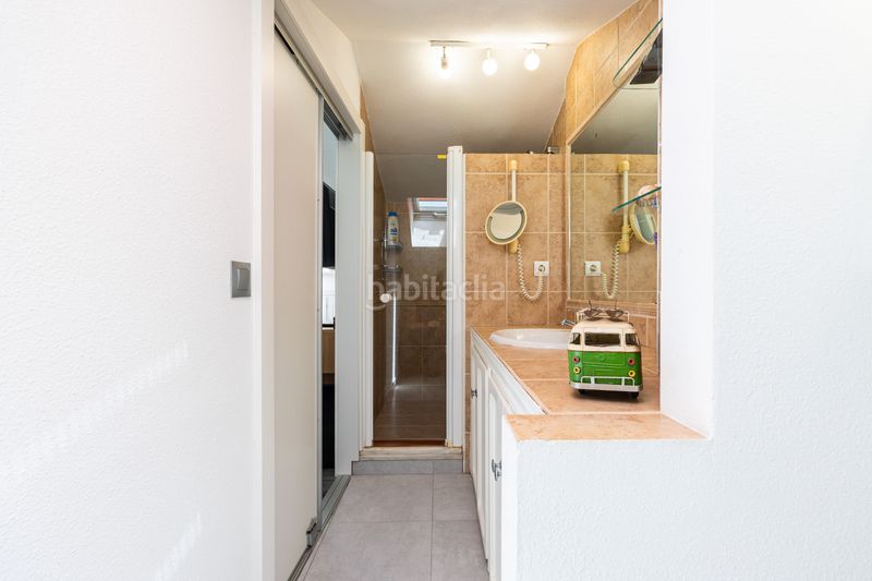 Foto 5ad7edb7-1932-4960-86b7-1b8aeff439a2. Casa adossada amb aparcament piscina a Calahonda Mijas