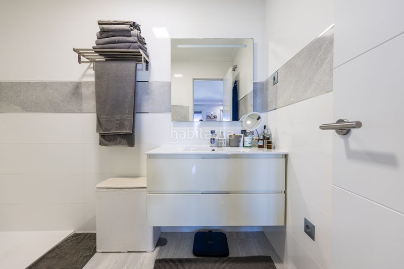 Foto d116a584-84fe-489f-8856-368f276e4cda. Casa adossada amb aparcament piscina a Calahonda Mijas