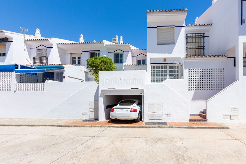 Foto fd66ec38-27bb-4800-bbc2-625af0a78928. Casa adossada amb aparcament piscina a Calahonda Mijas