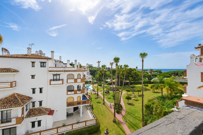 Foto 66848e0c-a05b-4129-8a84-eb3fbf9176ad. Apartamento  de dos dormitorios en la zona baja de Calahonda en Mijas