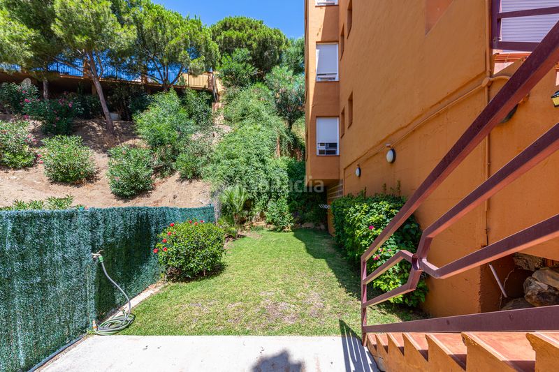 Foto c3eb59ef-5687-4f9a-92c8-3bba926b84b7. Planta baixa amb aparcament piscina a Riviera del Sol Mijas