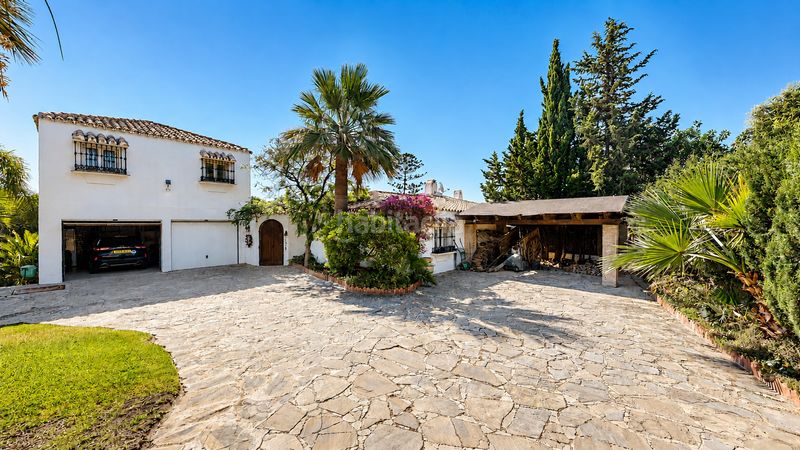 Foto 85603b7c-2437-4d9a-a075-16e78898c97e. Casa amb aparcament piscina a El Faro de Calaburra - Chaparral Mijas