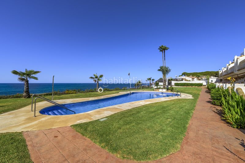 Foto 04011ebb-9a49-4667-a0cb-df70ceb90ca9. Àtic amb piscina a Calahonda Mijas
