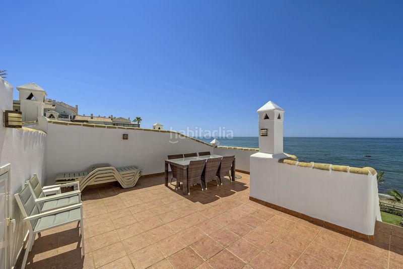 Foto f4779530-41a2-4e4b-a972-4fa1b739a6cc. Àtic amb piscina a Calahonda Mijas