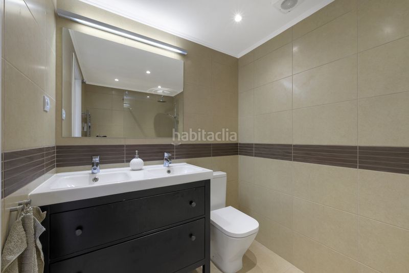 Foto 424d6f69-6700-471d-ad6e-f6cdec0de25a. Casa adossada amb aparcament piscina a Calahonda Mijas