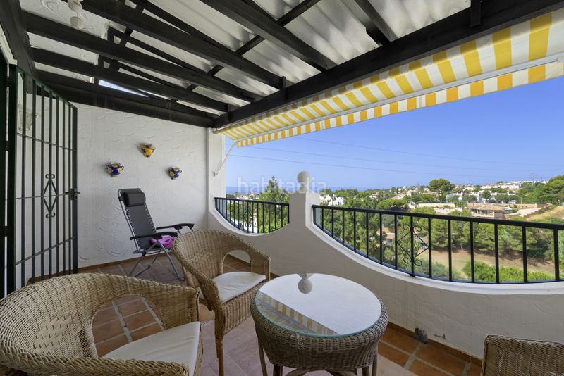 Foto 7166f216-652c-4b30-b7be-2bc1580570da. Casa adossada amb aparcament piscina a Calahonda Mijas