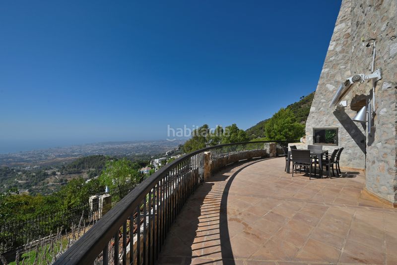 Foto 0a7a7c22-7d72-4cf5-9bdd-2fe81554dabd. Casa amb aparcament piscina a Mijas pueblo Mijas