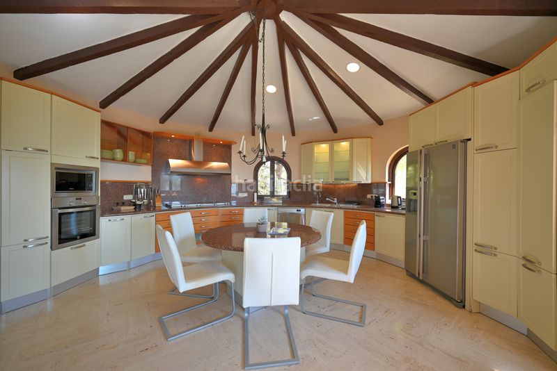 Foto 5702f373-6233-4957-bfc0-d4d8b664855d. Casa amb aparcament piscina a Mijas pueblo Mijas