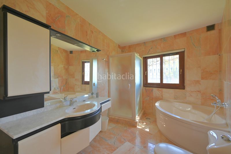 Foto 7bbd29f8-5c29-4c52-89d6-a818ebe68142. Casa amb aparcament piscina a Mijas pueblo Mijas
