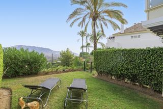 Reihenhaus in La Cala Golf - Lagar Martell. Amplia casa adosada de tres dormitorios, jardín privado y vistas