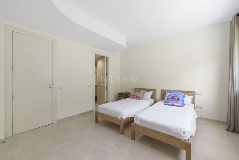 Foto 03175793-4fe8-4b85-b083-0eff70cb1fd1. Casa adossada amb aparcament piscina a La Cala Golf - Lagar Martell Mijas