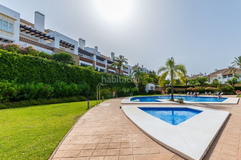 Foto 9ba048ba-e247-4834-8056-cc05b3677477. Casa adossada amb aparcament piscina a La Cala Golf - Lagar Martell Mijas