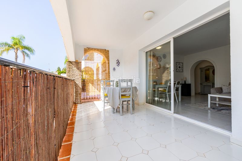 Foto bf4074d6-d82a-45c0-80a4-a2497e3f39d3. Planta baixa amb piscina a Calahonda Mijas