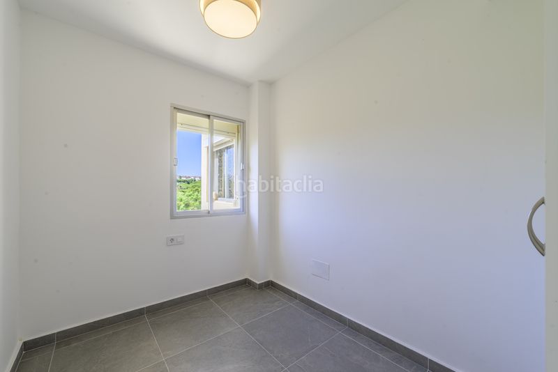 Foto 04c80d7f-623d-495a-8feb-1295f37c3cb0. Apartament amb aparcament piscina a Calahonda Mijas