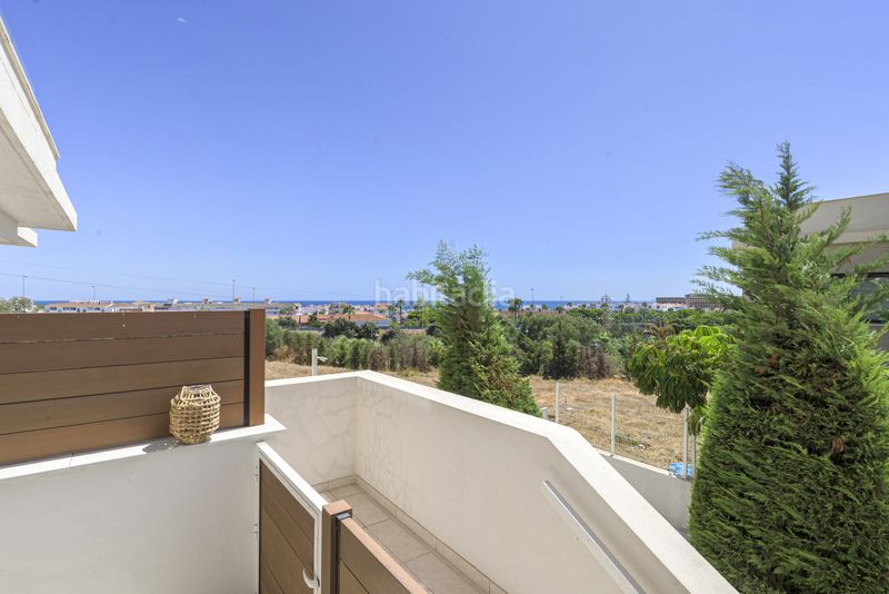 Foto 1e78b7cf-ca6e-4c15-9eac-59af74f892f9. Planta baixa amb aparcament piscina a la cala Mijas Mijas