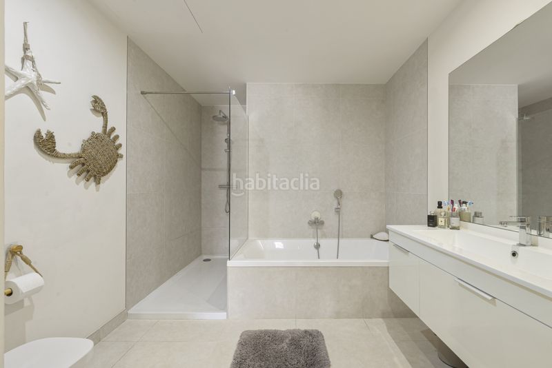 Foto fbd3d1c3-144e-4cb2-9d1c-d18f078a7833. Planta baixa amb aparcament piscina a la cala Mijas Mijas
