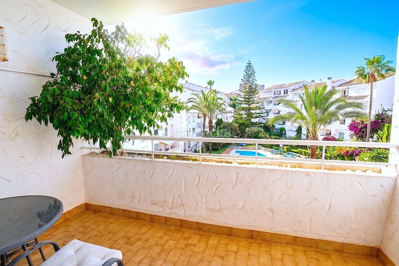 Foto 05351d8e-71e6-475f-a4d1-b5ee02ce4601. Dúplex amb aparcament piscina a Marbesa Marbella