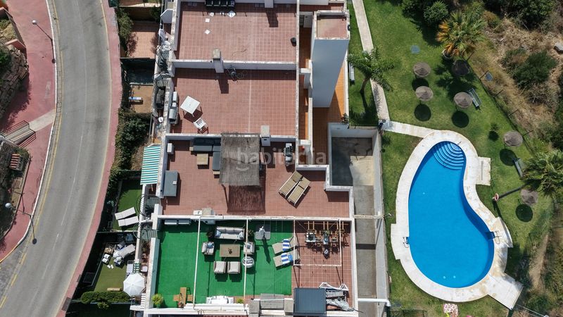 Foto f3de67e3-8441-476d-aabb-c82b9e665f8b. Àtic amb aparcament piscina a Riviera del Sol Mijas
