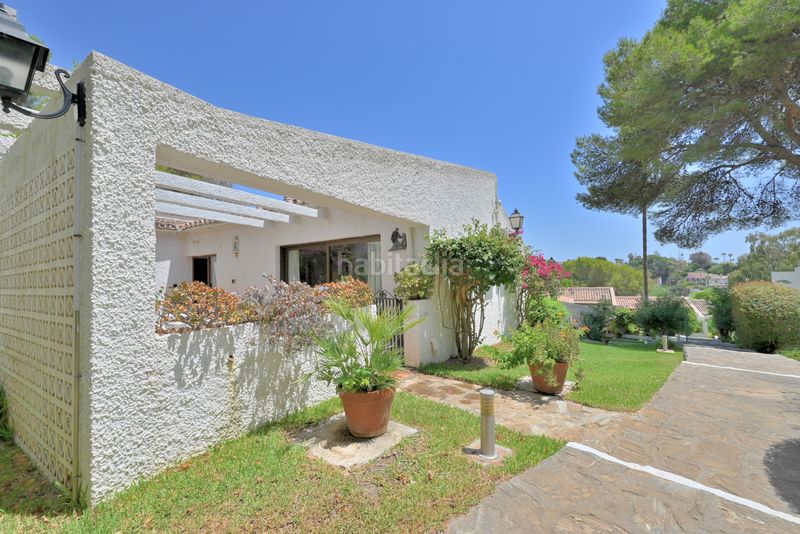 Foto 73c0a162-f13c-4163-96f8-4caa2b155c35. Casa adossada amb calefacció piscina a Calahonda Mijas