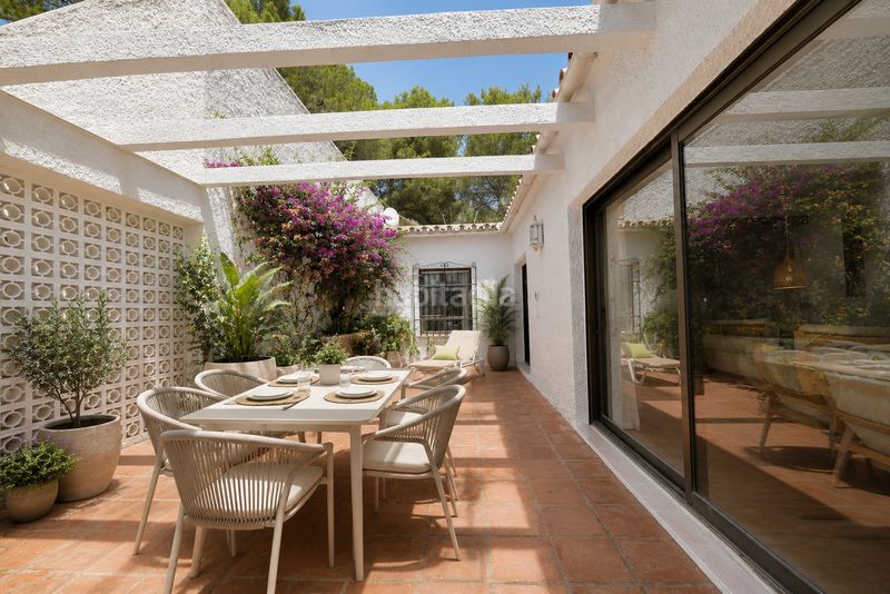 Foto f6360552-539d-4bf5-8dae-216941133eb2. Casa adossada amb calefacció piscina a Calahonda Mijas