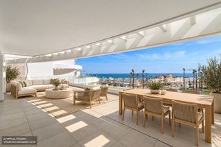 Apartament a La Cala Mijas. Exclusiva vivienda en una ubicación elevada, con vistas panorámi