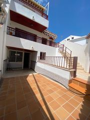 Casa adossada a Almayate Bajo