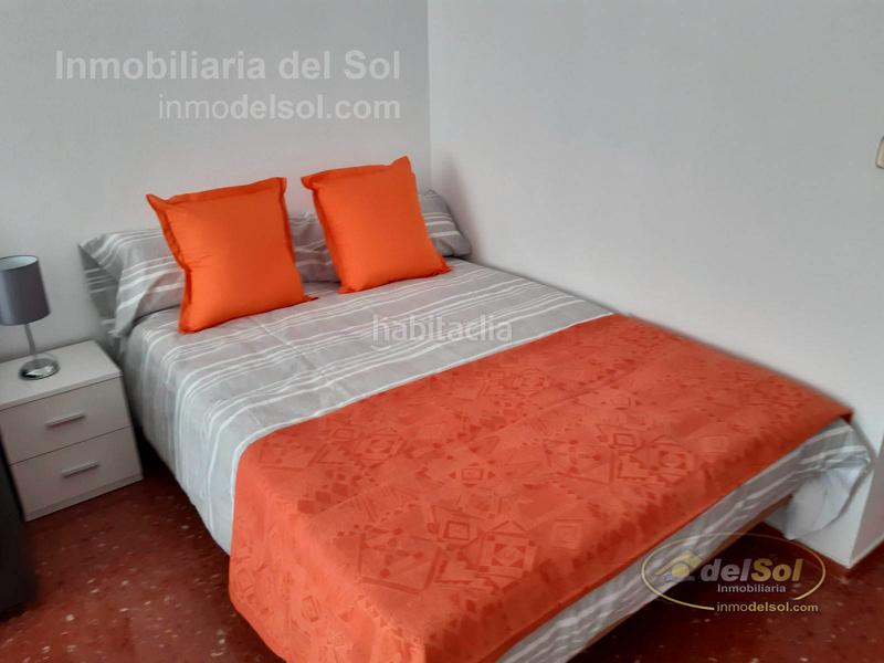 Foto bfaa48bd-5639-46be-95bb-3f1a681d04bf. Estudio en avenida antonio toré toré 22 en Poniente-Faro Torre del Mar