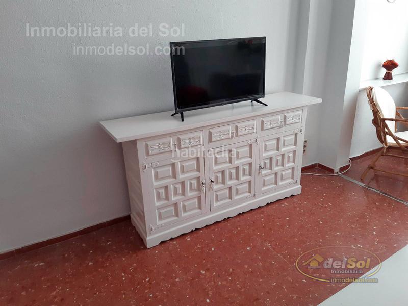 Foto ef1c4de5-c782-4ffd-8e84-502c1b65b00f. Estudio en avenida antonio toré toré 22 en Poniente-Faro Torre del Mar