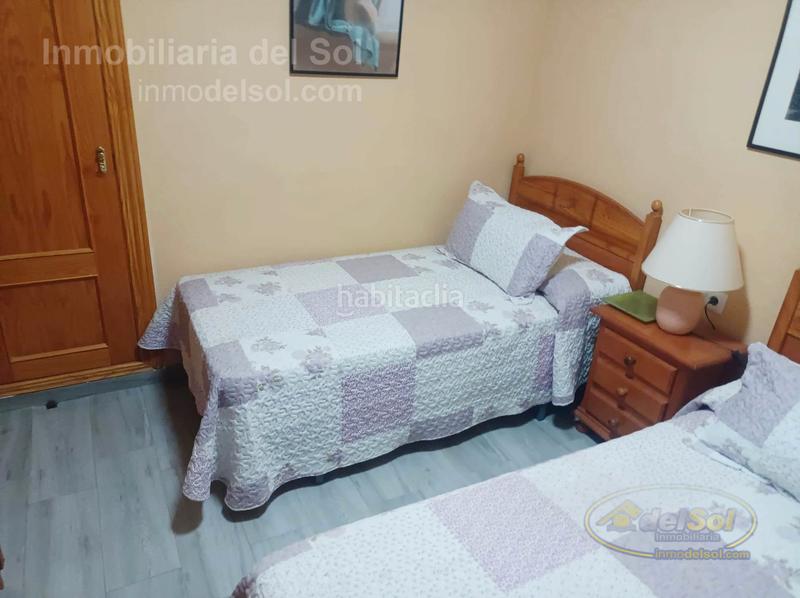Foto 6e3a4b92-933e-4deb-917f-b0cc635b1081. Piso en avenida antonio toré toré 24e en Poniente-Faro Torre del Mar