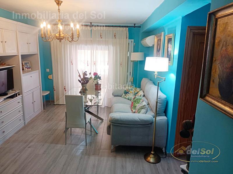 Foto cbbb0a97-e2d9-4d9c-9b34-7a50046a5907. Piso en avenida antonio toré toré 24e en Poniente-Faro Torre del Mar