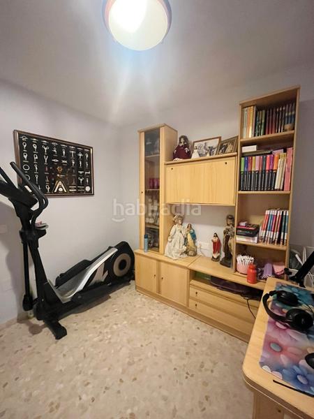 Foto 869fbb99-52a6-4d2d-80ca-351884fd2501. Flat in calle pintor cipriano maldonado 95 in Poniente-Faro Torre del Mar