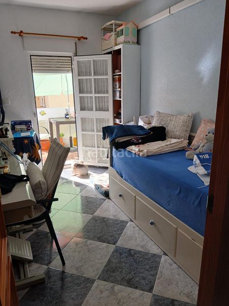 Foto c24b9604-e245-4659-9ff6-197b7bc1dcab. Piso en Paseo Marítimo de Levante Torre del Mar