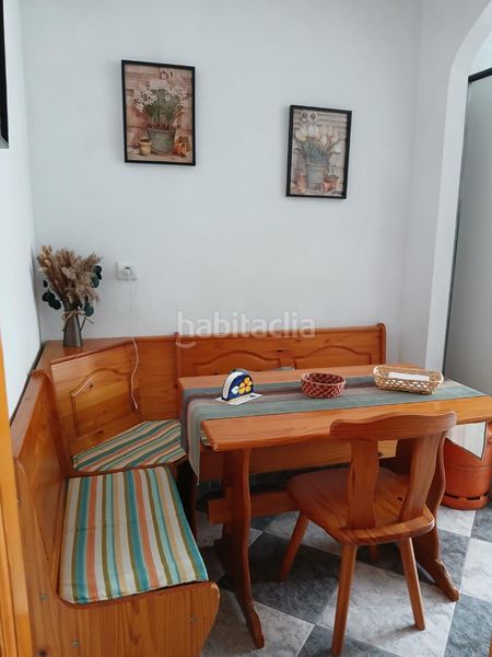 Foto dfe5c76b-f773-462b-ac5c-8922e6e37917. Piso en Paseo Marítimo de Levante Torre del Mar