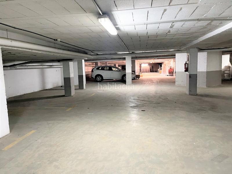 Foto dc2907d6-9e1b-4e20-b545-406dc00c5760. Parking voiture dans El Cerro Sevilla