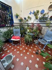 Maison  España de. Casa muy bien situada en zona estratégica de utrera. sevilla.