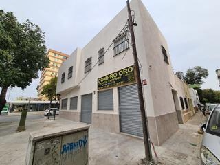Location Local commercial  Avenida ramon y cajal. Local comercial ideal para bar cafeteria.