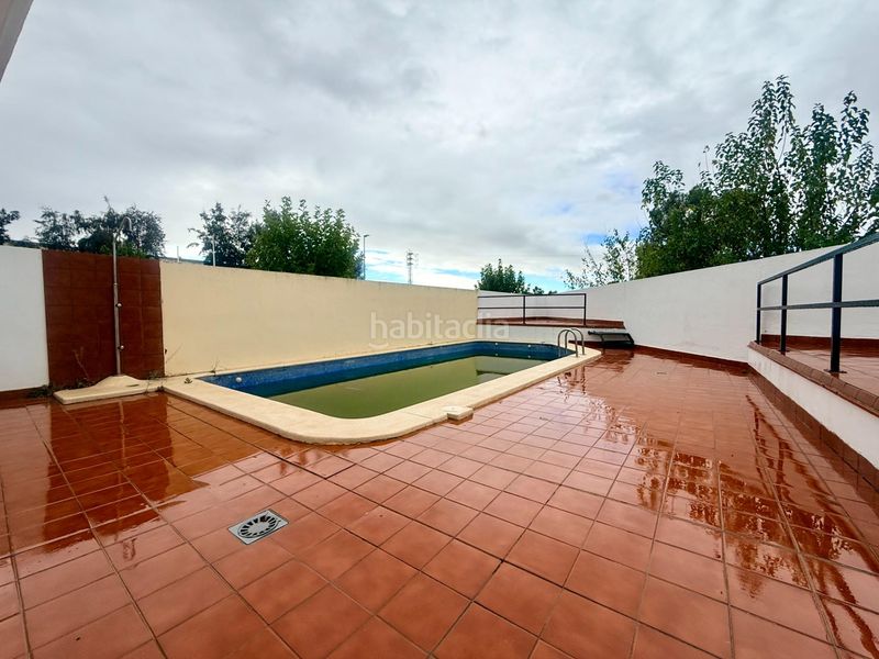 Foto 3ab1e612-4b38-422e-96dd-05557cdbd656. Pis amb aparcament piscina a Burguillos