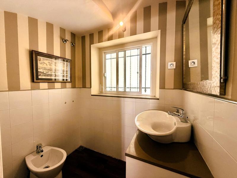 Foto 85e1a4d8-052e-4dcc-aee7-c330d994360f. Casa a La Buhaira Sevilla