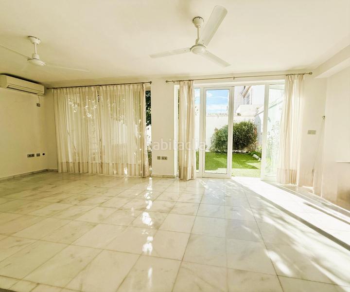 Foto 9444ca73-3705-403d-b334-24e7007921cf. Casa a La Buhaira Sevilla