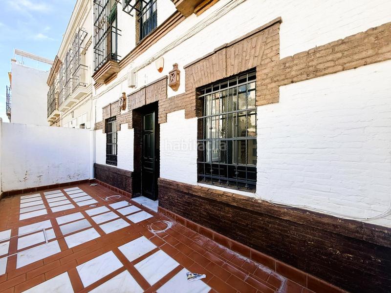 Foto c37cf1ff-2247-4939-9f08-aac8f5524876. Casa a La Buhaira Sevilla